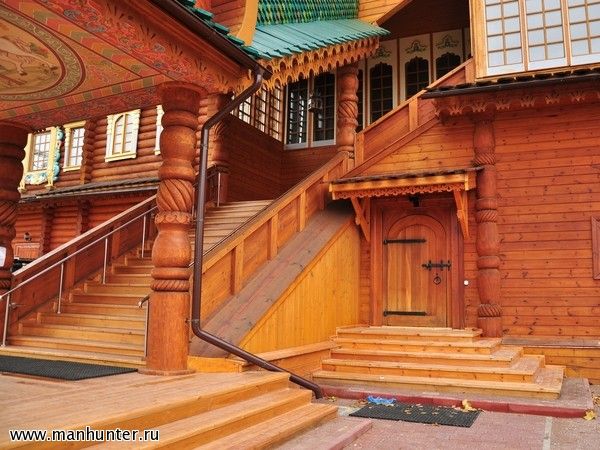 Красное (Парадное) крыльцо