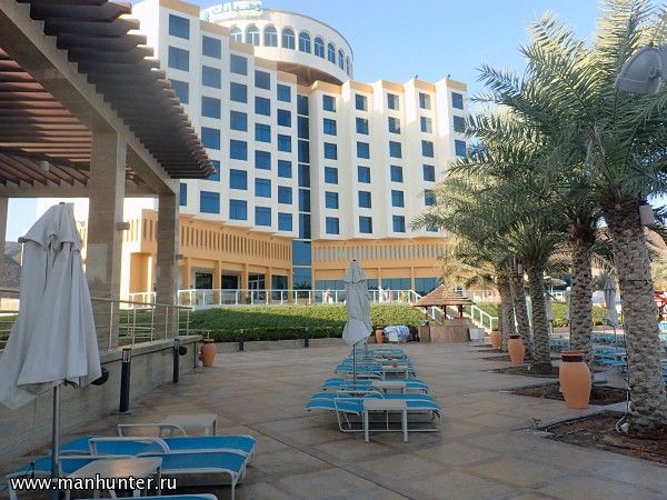 Отель "Oceanic Khorfakkan"