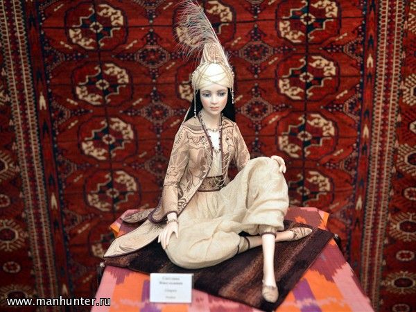 Выставка художественной куклы и живописи "Легенды Востока"