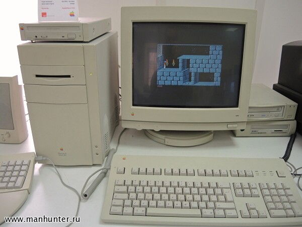 Macintosh Quadra 800 (1993-1994)