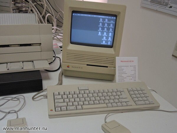 Macintosh SE/30 (1989-1991)