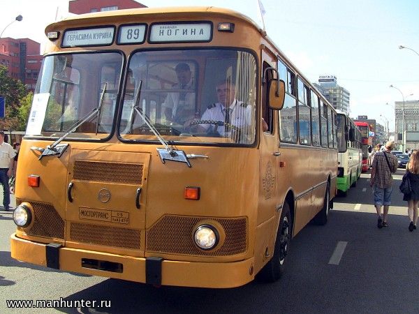 Автобус ЛиАЗ-677М