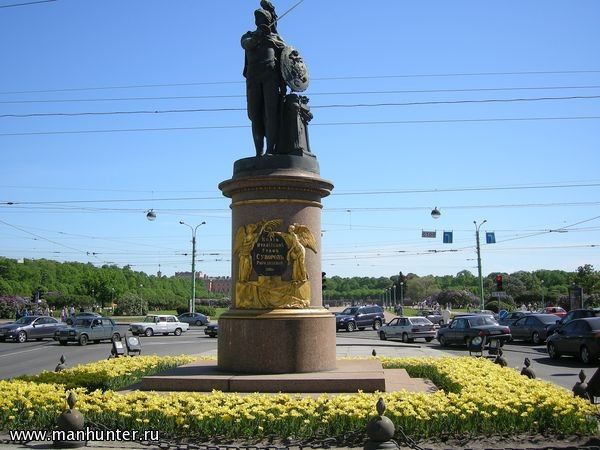 Памятник графу Суворову
