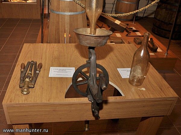 Устройства для промывки и закрывания бутылок (начало XX века)