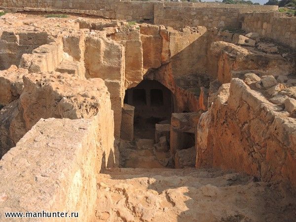 Царские гробницы
