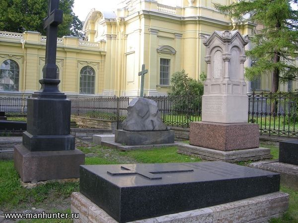 Комендантское кладбище