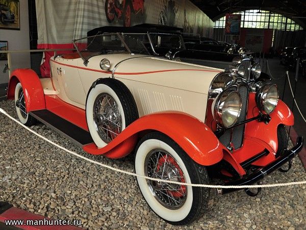 Auburn 8-125 Boattaii Speedster