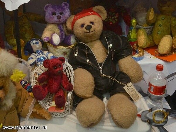 Выставка плюшевых медведей "Hello Teddy 2012"