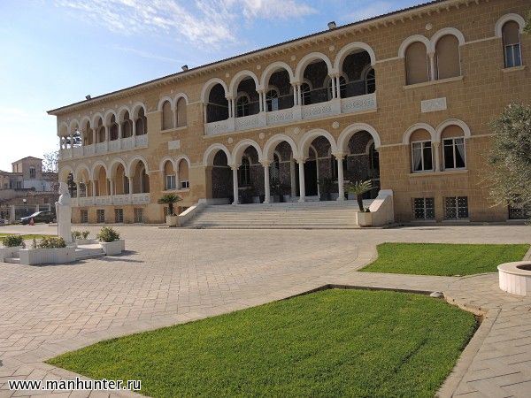 Здание Патриархии