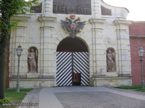 Петровские ворота