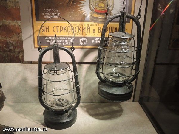 Керосиновая лапма "Летучая мышь"