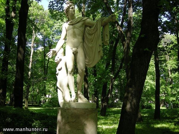 Статуи в Летнем саду