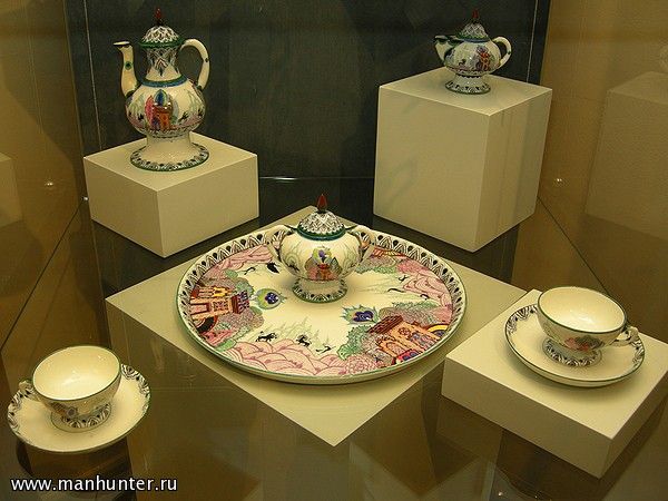 Галерея "Шедевры советского фарфора"