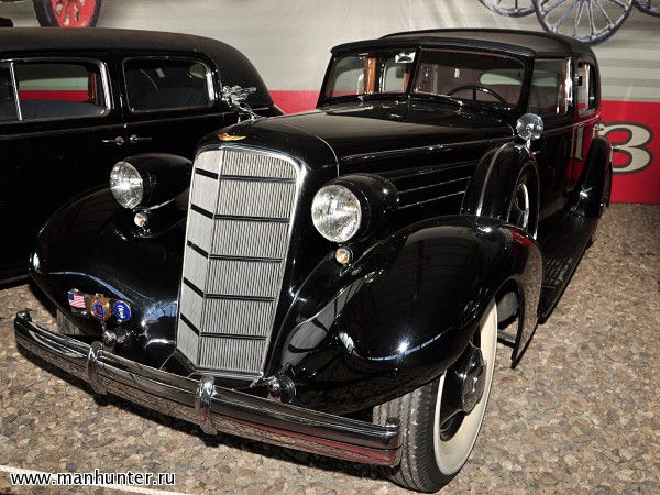 Cadillac 370-D Fleetwood
