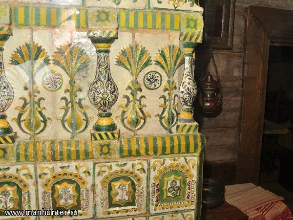 Изразцовая печь в почивальне