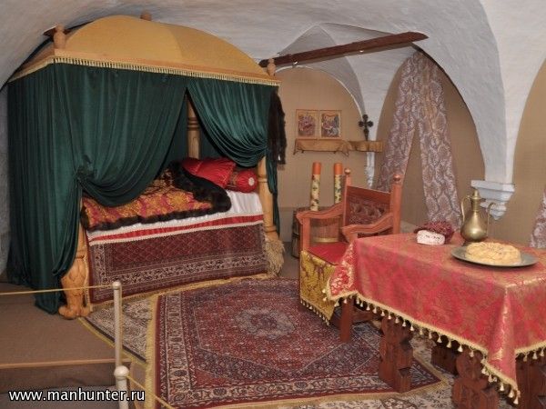 Сенник постельный
