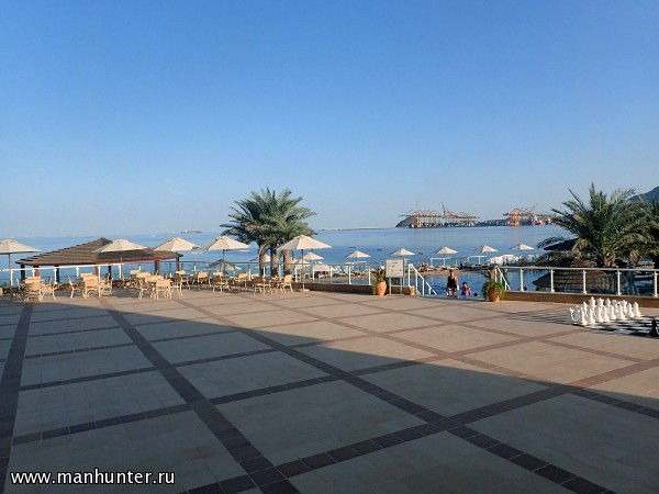 Отель "Oceanic Khorfakkan"