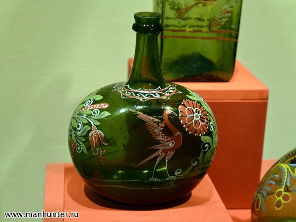 Бутыль плоская с изображением птиц