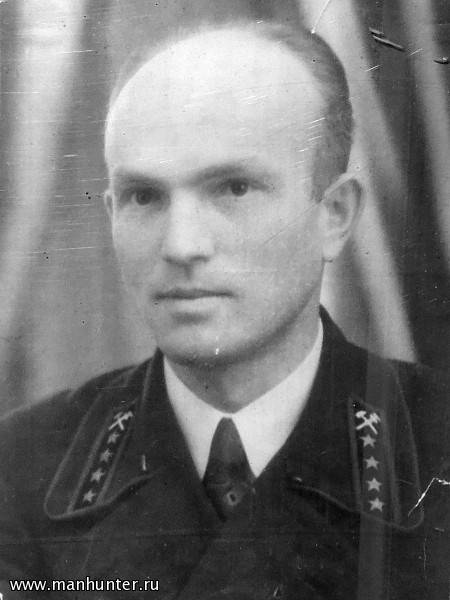 Машинист первого поезда метро - Михаил Наумович Шполянский
